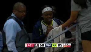 Arike Ogunbowale Is Expelled Like A Pro In The Fourth Quarter Of The Wing's Victory